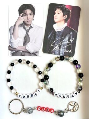 (5pcs) BTS SUGA BIAS PHOTOCARD KEYCHAIN BRACELET BUNDLE